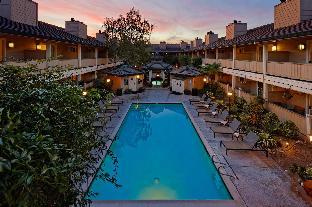 sonoma valley inn tapestry collection by hilton