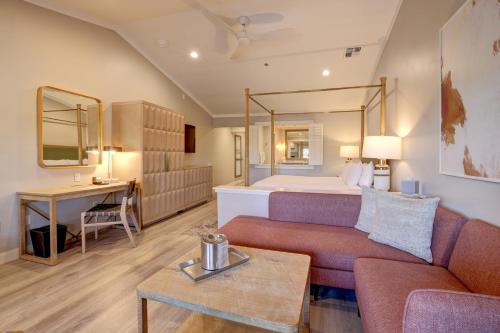 sonoma valley inn tapestry collection by hilton