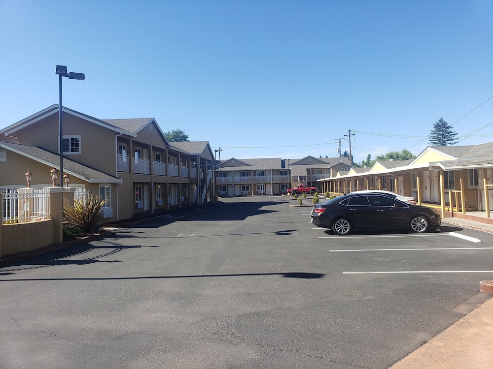 fairview inn and suites