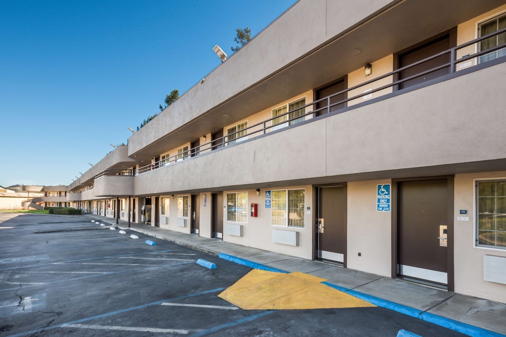 americas best value inn santa rosa ca