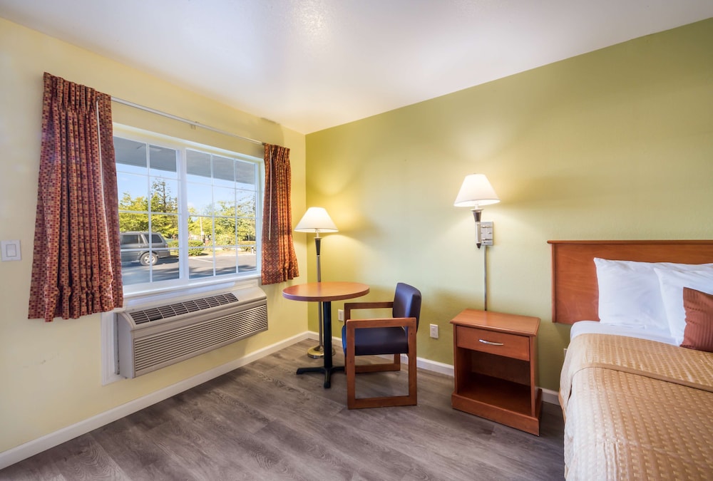 americas best value inn santa rosa ca