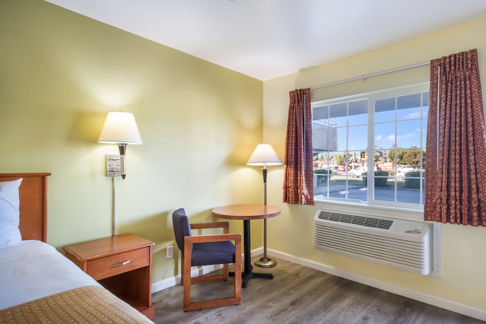 americas best value inn santa rosa ca