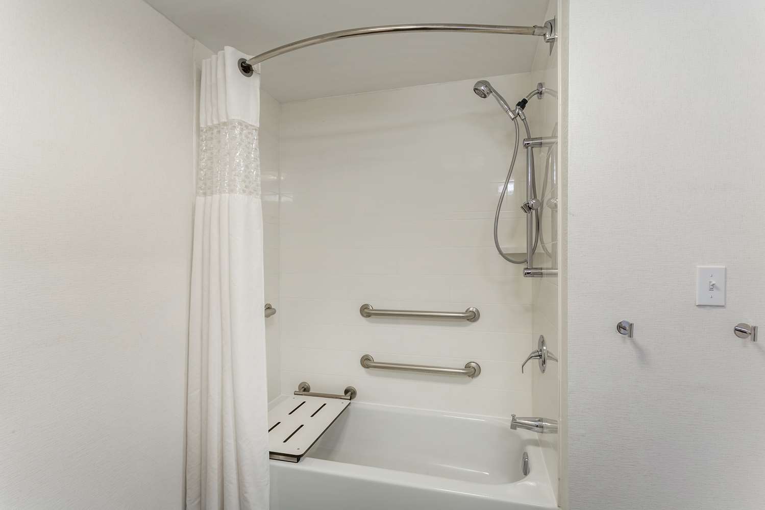 hampton inn groton