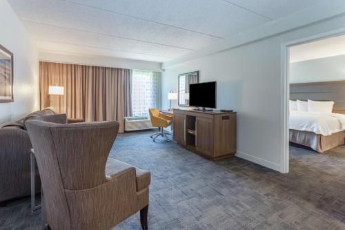 hampton inn groton