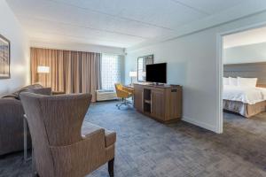 hampton inn groton