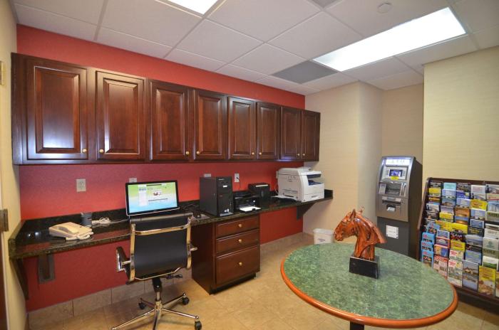 hampton inn groton