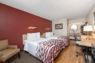red roof inn mystic new london
