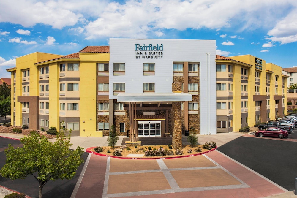 fairfield inn and suites by marriott albuquerque airport