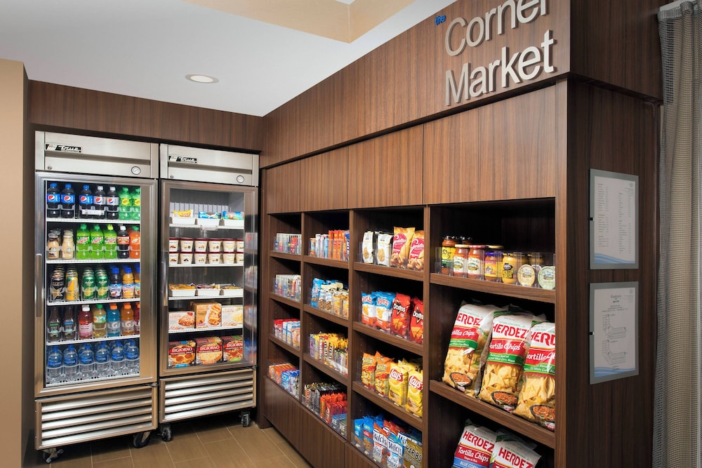 fairfield inn and suites by marriott albuquerque airport