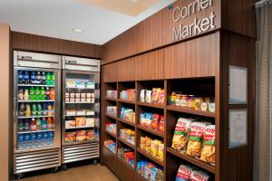 fairfield inn and suites by marriott albuquerque airport