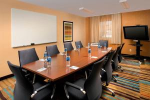 fairfield inn and suites by marriott albuquerque airport
