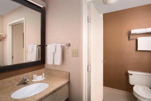 fairfield inn and suites by marriott albuquerque airport
