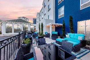 hilton garden inn albuquerque journal center