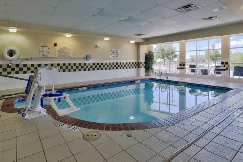 hilton garden inn albuquerque journal center