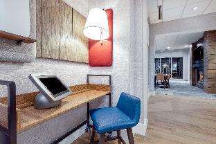 hilton garden inn albuquerque journal center