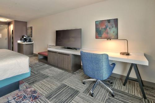 hilton garden inn albuquerque journal center