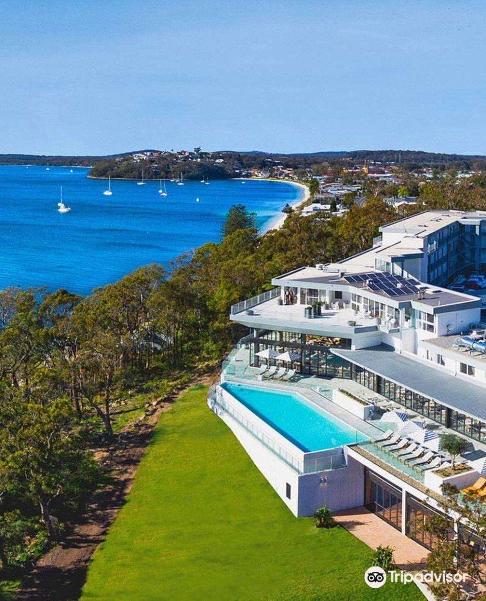 bannisters port stephens