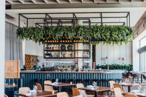 bannisters port stephens