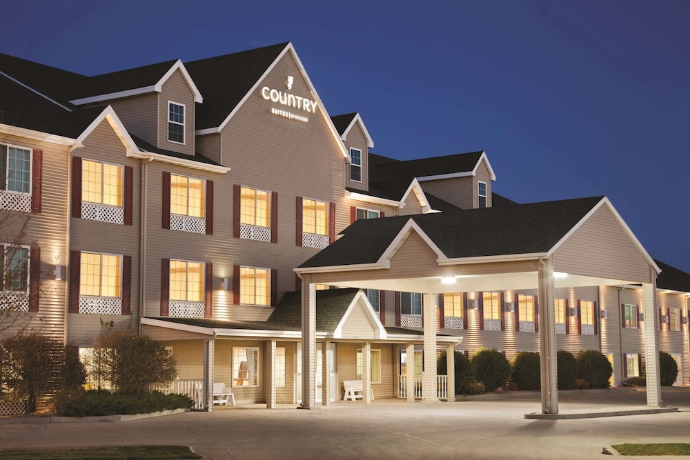 country inn and suites by radisson bismarck waterpark