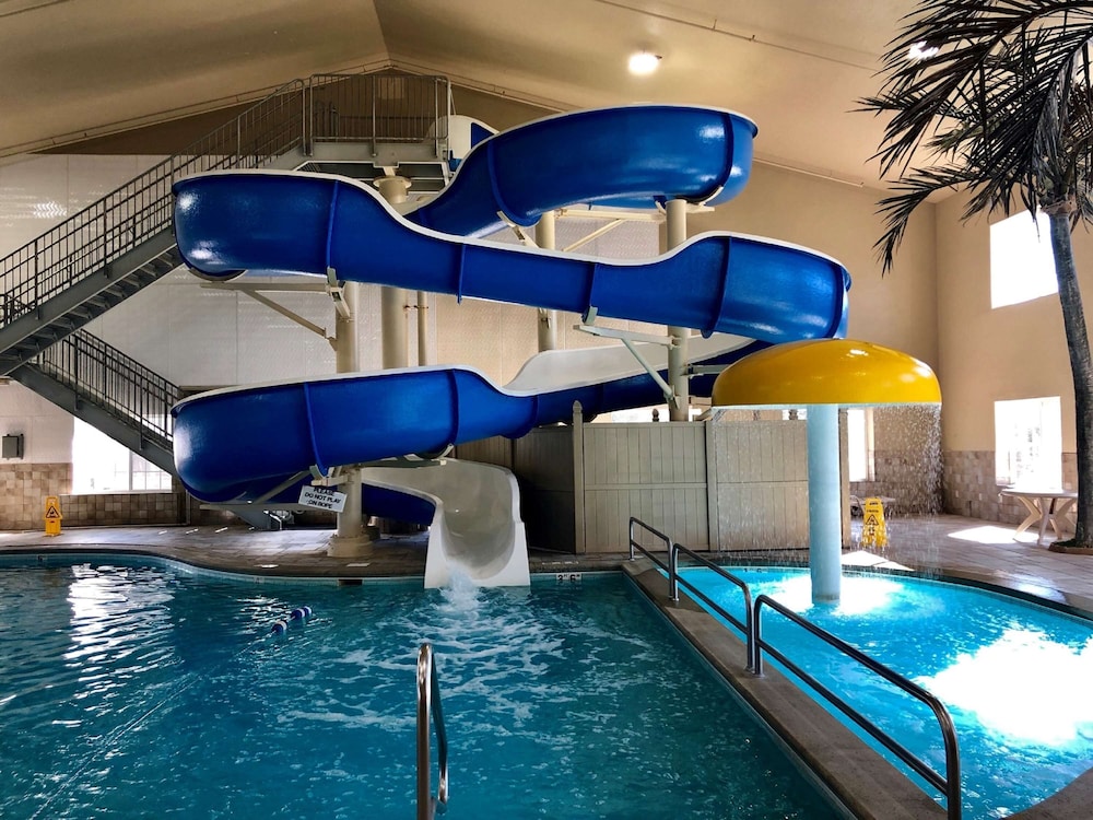 country inn and suites by radisson bismarck waterpark