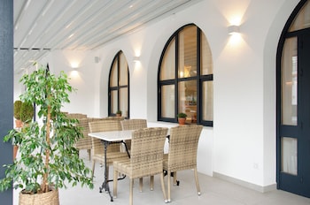 hotel medes ii