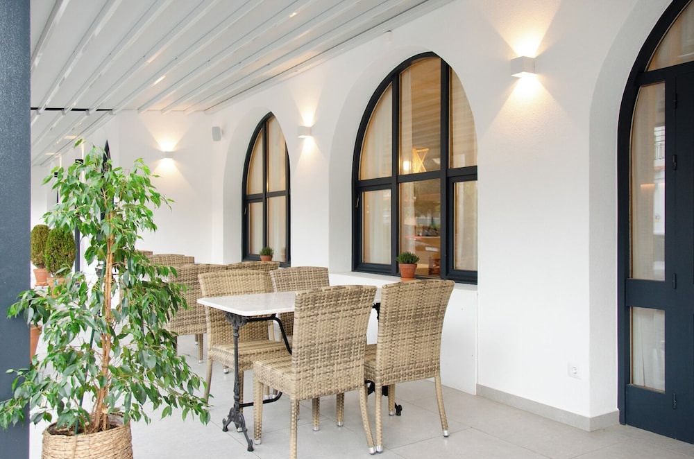 hotel medes ii