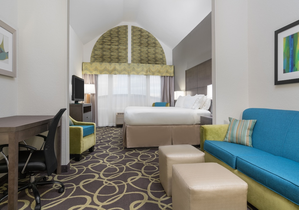 holiday inn express and suites ames by ihg