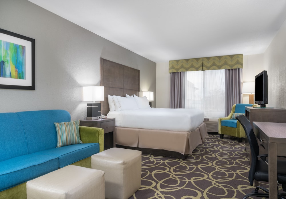 holiday inn express and suites ames by ihg