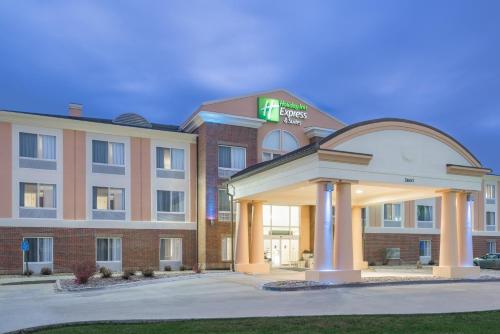 holiday inn express and suites ames by ihg