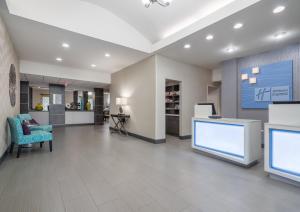 holiday inn express and suites ames by ihg