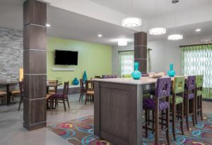 holiday inn express and suites ames by ihg