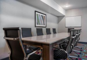 holiday inn express and suites ames by ihg