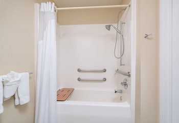 Holiday Inn Express & Suites Ames By Ihg,Iowa>>Ames,3 star