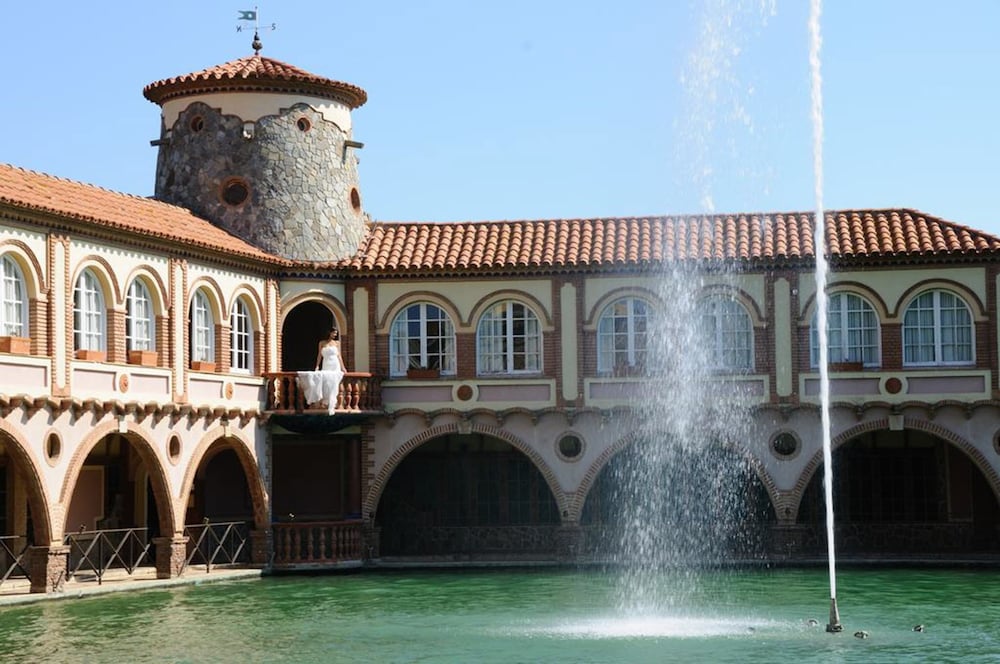 hotel termes montbrio