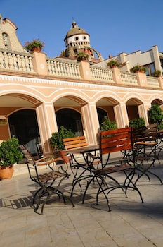 hotel termes montbrio