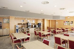 holiday inn express barcelona montmelo by ihg