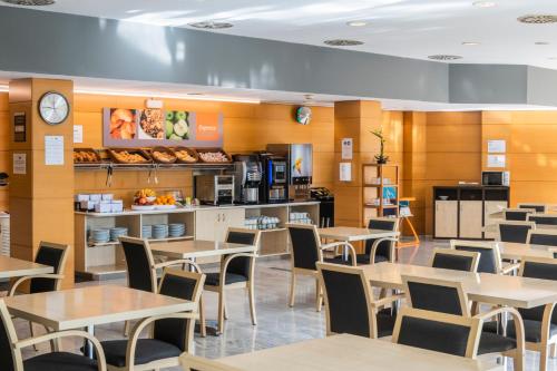 holiday inn express barcelona montmelo by ihg