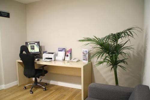 holiday inn express barcelona montmelo by ihg