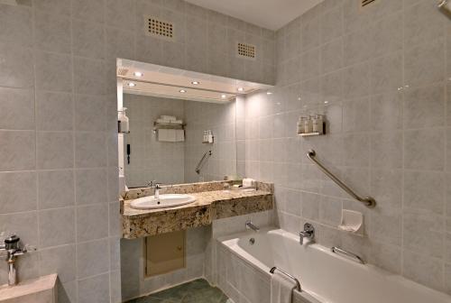 holiday inn mutare by ihg