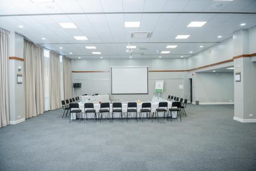 holiday inn mutare by ihg