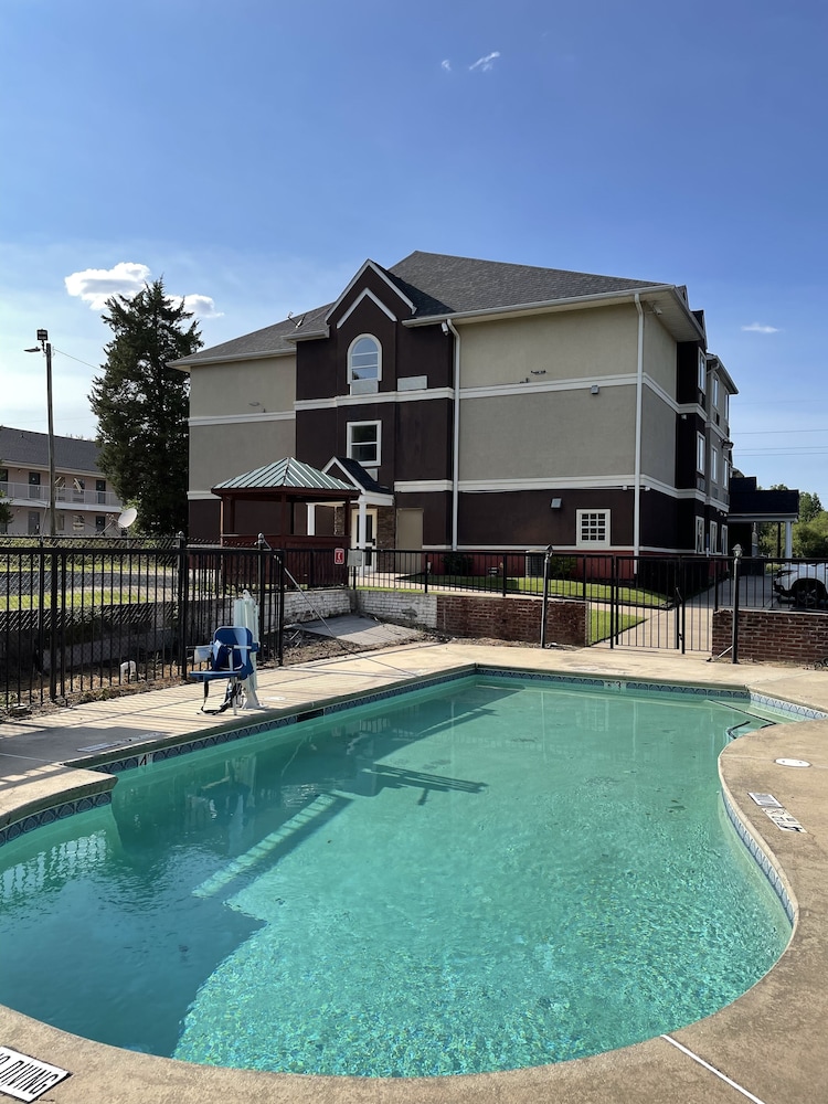 quality inn and suites augusta fort eisenhower area