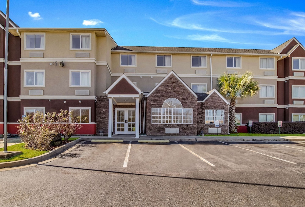 quality inn and suites augusta fort eisenhower area