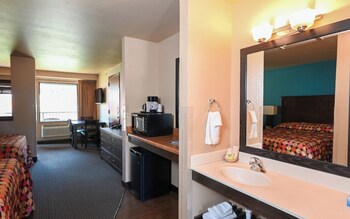 bakers sunset bay resort