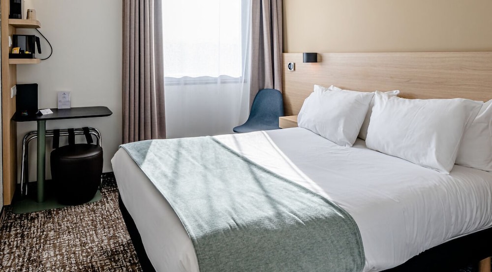 sure hotel by best western bordeaux lac