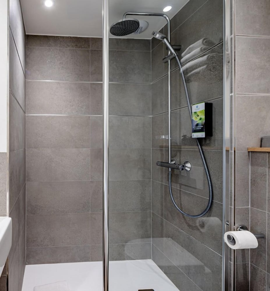 sure hotel by best western bordeaux lac