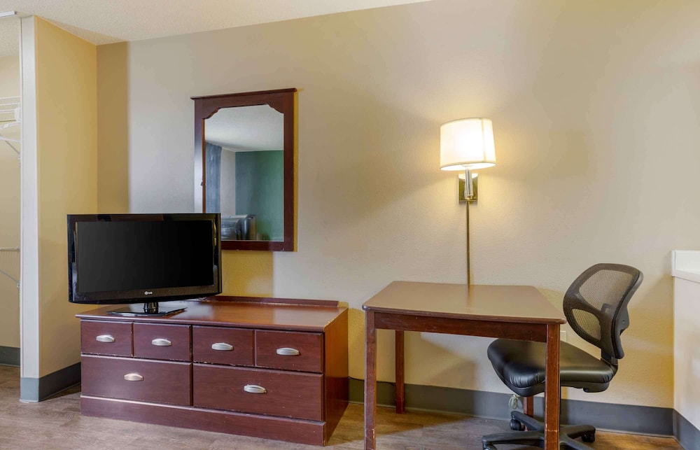 extended stay america suites lubbock southwest
