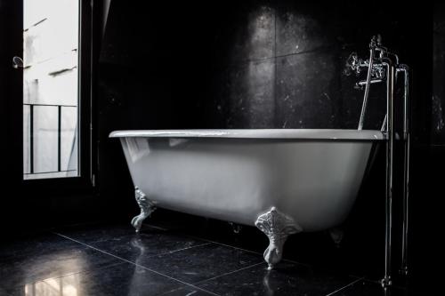 le pigalle a member of design hotels