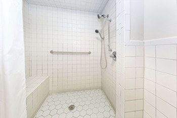 days inn by wyndham valdosta i 75