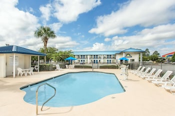days inn by wyndham valdosta i 75