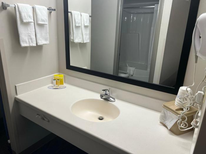 days inn by wyndham valdosta i 75